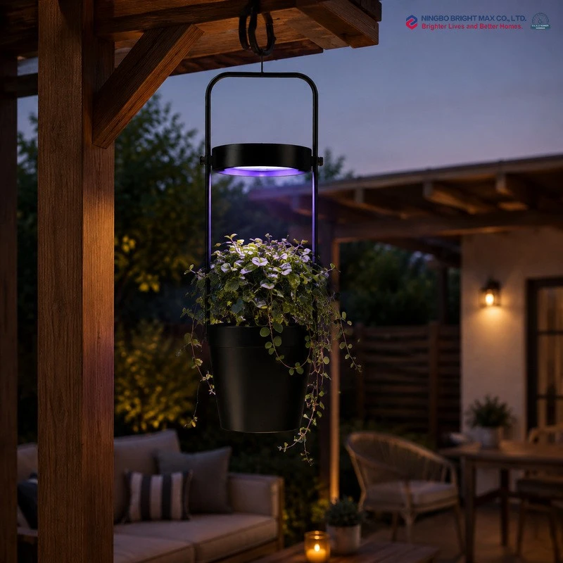 Hanging Solar Planter Light