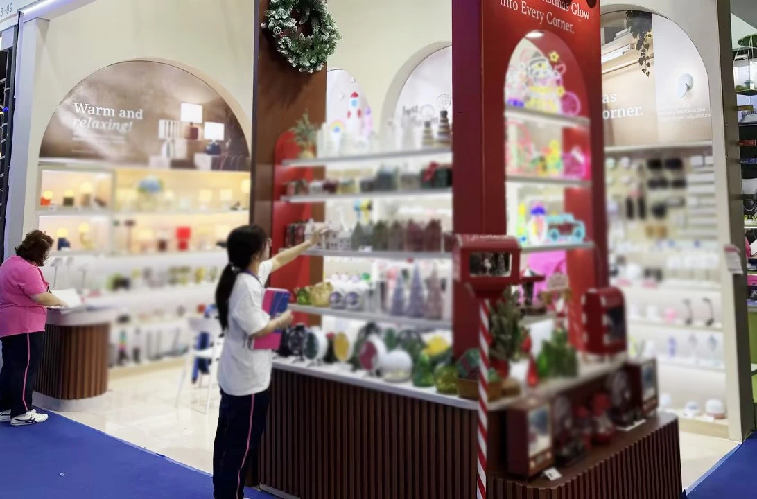 Bright Max 140th Canton Fair Home Deco Booth Bright Max 140th Canton Fair Home Deco Booth