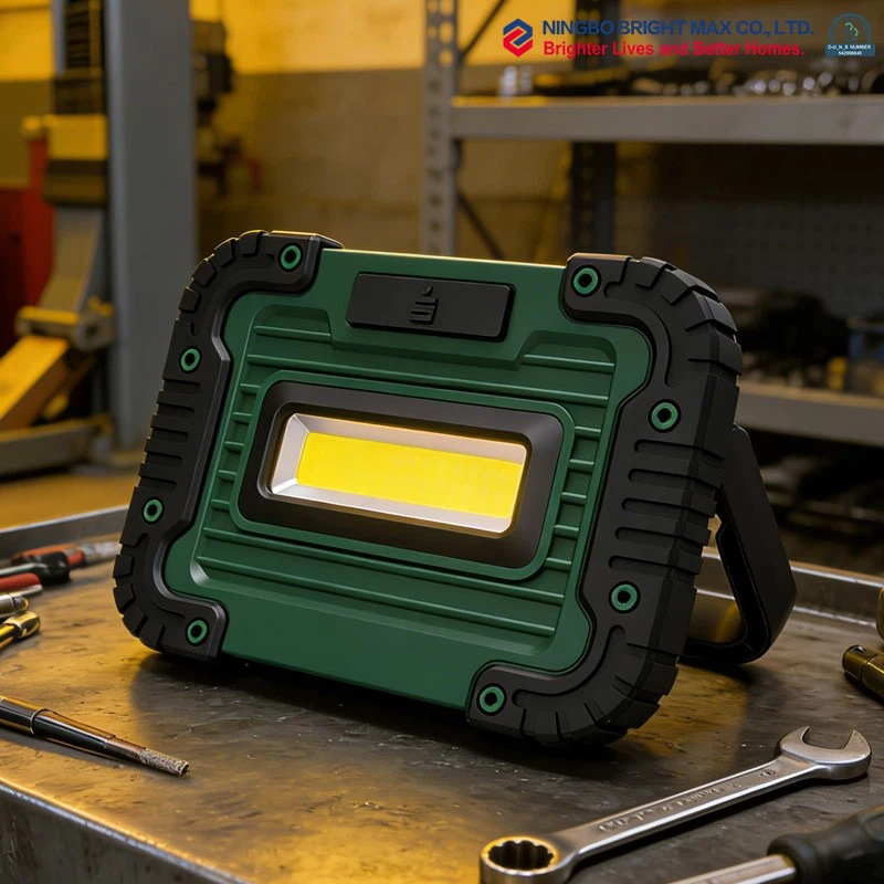 390 Lumen Usb Rechargeable Work Light 390 Lumen Usb Rechargeable Work Light